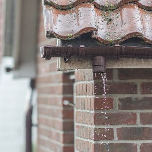 It’s Time To Replace Broken Guttering