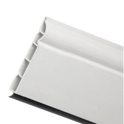 white 150mm torus ogee skirting board.png